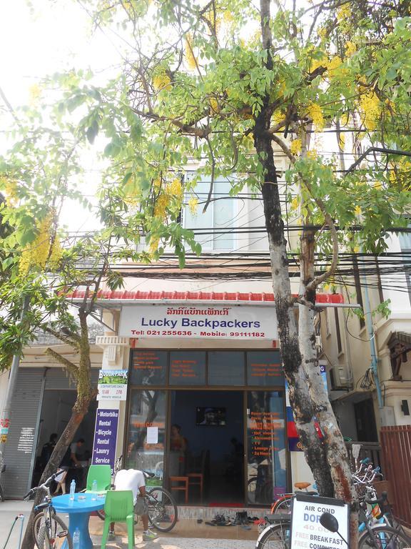 Lucky Backpacker Hostel Vientiane Exteriér fotografie