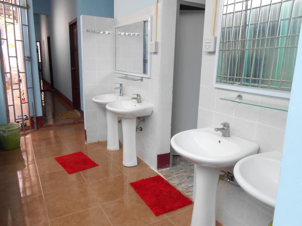 Lucky Backpacker Hostel Vientiane Pokoj fotografie